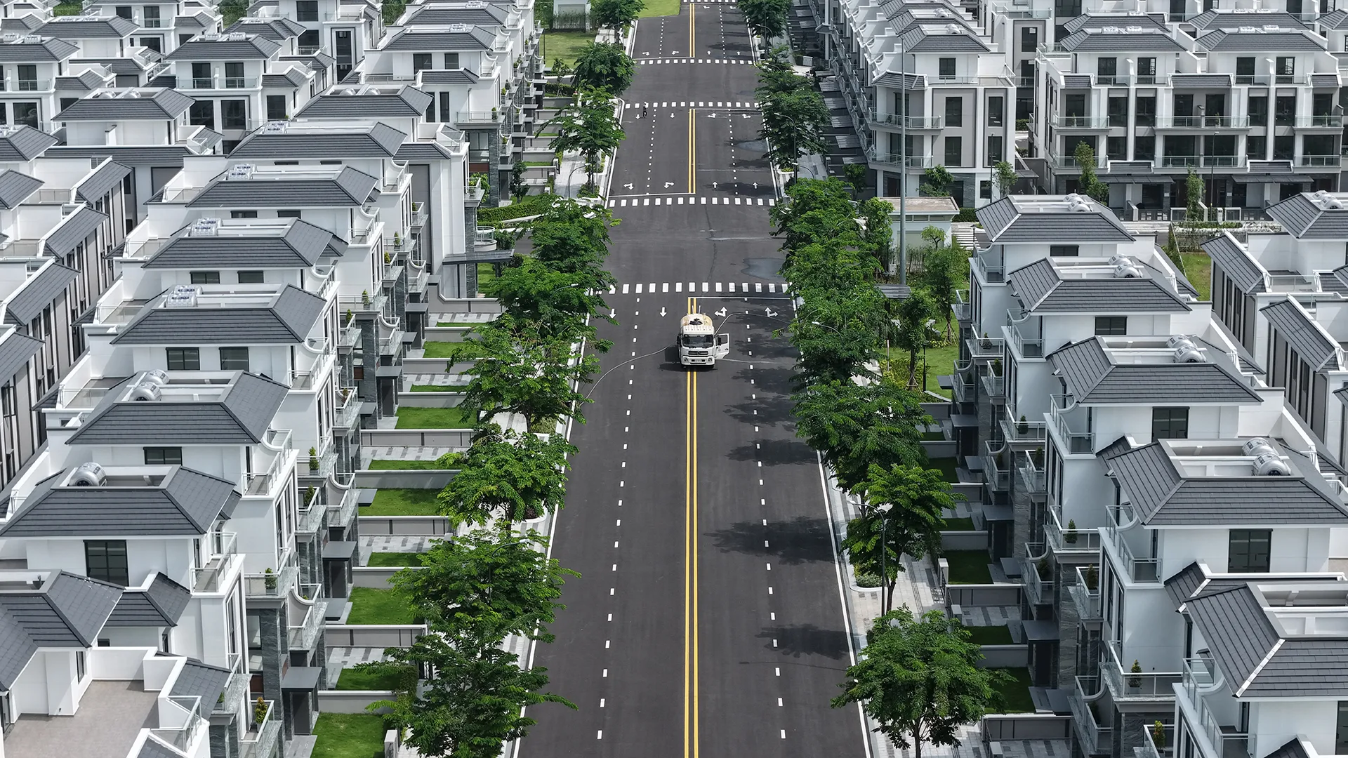 Tiến độ xây dựng 1